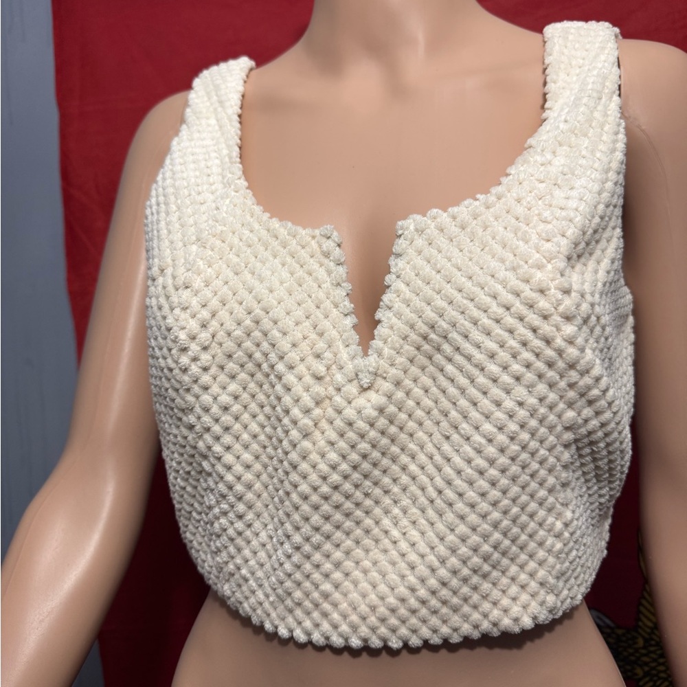 Elegant Cream Textured Tank Top NWT Size S